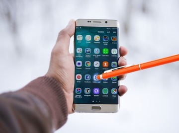 АЛЮМИНИЕВАЯ ШАРИКОВАЯ РУЧКА ДЛЯ ТЕЛЕФОНОВ И ПЛАНШЕТОВ С СЕНСОРНЫМ НАКОНЕЧНИКОМ ОРАНЖЕВОГО цвета