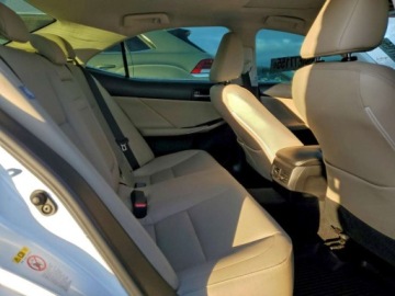 Lexus IS III 2018 Lexus IS 300 2018 3.5 Benzyna 260KM, zdjęcie 10