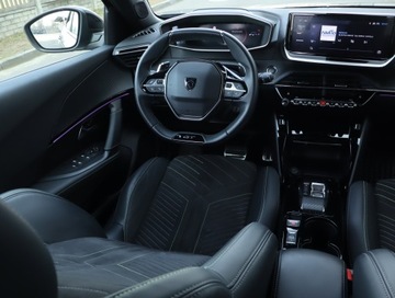 Peugeot 2008 II SUV 1.2 PureTech 130KM 2023 Peugeot 2008 1.2 PureTech, Salon Polska, zdjęcie 6