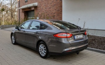 Ford Mondeo V Sedan 1.5 EcoBoost 160KM 2015 Ford Mondeo Salon PL 2015 r. 1.5 Benzyna 160KM, zdjęcie 2
