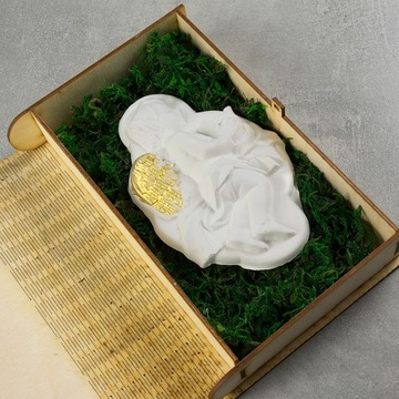 ДЕРЕВЯННАЯ КОРОБКА ПРИЧАСТНИЧЕСКИЕ СУВЕНИРЫ И СВЯТОЕ ПРИЧАСТИЕ