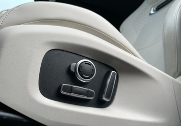 Jaguar F-Pace 2022 Jaguar F-Pace Jaguar F-Pace 2.0 Benzyna 250km wersja HSE R-Dynamic GWARANC, zdjęcie 8