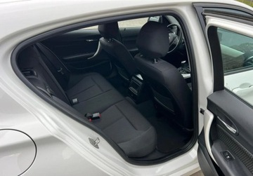 BMW Seria 1 F20-F21 Hatchback 5d Facelifting 2017 118i 136KM 2018 BMW Seria 1 1.5 Benyzna 136KM LED Nawigacja Sensor Klimatyzacja 1.5 Benzyna, zdjęcie 11
