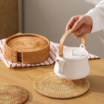 1 комплект салфеток из ротанга