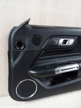 FORD MUSTANG 15- ОБИВКА БОКОВОЙ ДВЕРИ ПЕРЕДНЕЙ ПРАВОЙ JR3B-6323942-BJ США