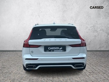 Volvo V60 II  2021 Volvo V60 B3 B Geartronic R-Design, Salon PL, FV23, zdjęcie 3
