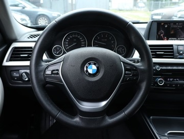 BMW Seria 3 F30-F31-F34 Limuzyna Facelifting 1.5 318i 136KM 2016 BMW 3 318 i, Salon Polska, Automat, Klima, zdjęcie 22