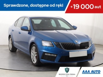 Skoda Octavia III RS Facelifting 2.0 TSI 230KM 2017 Skoda Octavia RS 230 2.0 TSI, Salon Polska