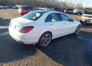 Mercedes Klasa C W205 Kabriolet Facelifting 2.0 300 258KM 2019 Mercedes-Benz Klasa C 2019r., C 300 4matic, 2L, od ubezpieczalni 2.0 259KM, zdjęcie 4