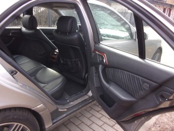 Mercedes Klasa S W220 Sedan 3.2 (320 CDI) 204KM 2004 Mercedes S-klasa 320 CDI, zdjęcie 38