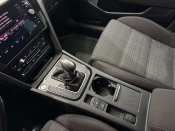 Volkswagen Passat B8 Variant Facelifting 2.0 TDI SCR 150KM 2020 Volkswagen Passat EVO Business Kamera cofania Asystent parkowania ACC, zdjęcie 22