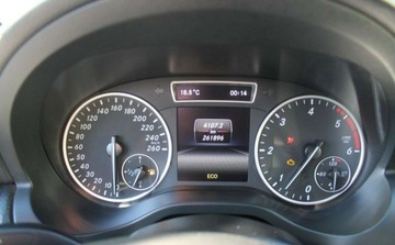 Mercedes Klasa A W176 Hatchback 5d 1.8 200 CDI BlueEFFICIENCY 136KM 2013 Mercedes-Benz Klasa A 1.8 Diesel 136KM, zdjęcie 18