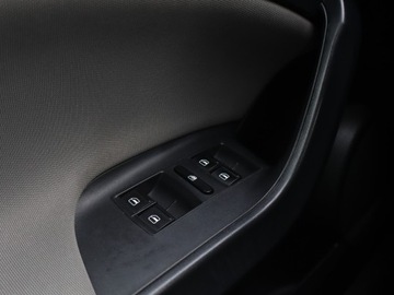 Seat Ibiza IV Hatchback 5d Facelifting 1.2 TSI 105KM 2014 Seat Ibiza 1.2 TSI, Salon Polska, Klima, zdjęcie 15