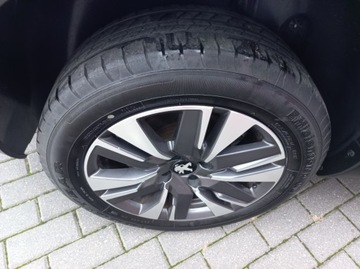 Peugeot 2008 I SUV Facelifting 1.2 PureTech 110KM 2017 Peugeot 2008 Navi Klimatronik Sensor Alu PDC 1.2 Benzyna 110KM, zdjęcie 7