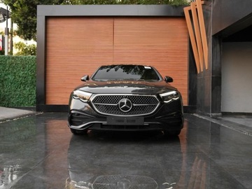 Mercedes Klasa E W214 Sedan 2.0 220d 197KM 2024 220 d 4-Matic AMG Sedan 2.0 (197KM) 2024, zdjęcie 1