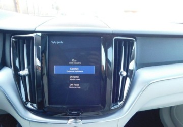 Volvo XC60 II Crossover D3 150KM 2020 Volvo XC 60 z Gwarancja Kamery 360 BLiS Skora Bezowa Panorama Dach 2.0, zdjęcie 19