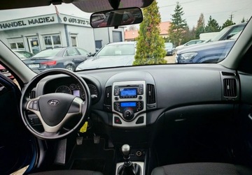 Hyundai i30 I Hatchback 1.6 126KM 2010 Hyundai i30 1.6 Benzyna 126KM, zdjęcie 11