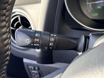 Toyota Auris II Touring Sports Facelifting 1.8 Hybrid 136KM 2017 Toyota Auris Hybrid 135 Selection II (2012-) Hybri, zdjęcie 20