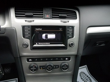 Volkswagen Golf VII Variant 1.6 TDI CR DPF BlueMotion Technology 105KM 2014 Volkswagen Golf 1.6tdi Stan Idealny Gwarancja 12m, zdjęcie 16