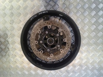 SUZUKI GSR 600 felga przednia przód