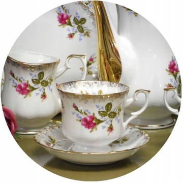 001 FILIŻANKA 022 Róża Złota IWONA CHODZIEŻ MALCER PORCELANA