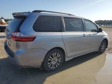 Toyota Sienna III 2018 Toyota Sienna Toyota Sienna XLE Auto Access Seat (Natl) 3.5 Benzyna 296KM, zdjęcie 4