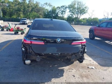 BMW Seria 7 G70 2024 BMW Seria 7 Xdrive 2024 4.4 Benzyna 536KM, zdjęcie 3