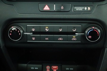 Kia Ceed II Hatchback 5d Facelifting 1.4 DOHC 100KM 2018 Kia Ceed 1.4 CVVT, Salon Polska, Serwis ASO, zdjęcie 9