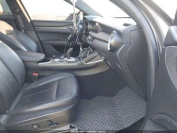 Alfa Romeo Stelvio SUV Facelifting 2.0 Turbo 280KM 2022 Alfa Romeo Stelvio Ti 2022 2.0 Benzyna 280KM, zdjęcie 10