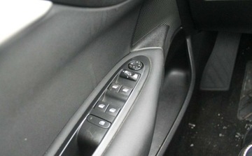 Citroen C4 II Hatchback 5d 1.6 HDi 92KM 2014 Citroen C4 1.6 Diesel 92KM, zdjęcie 17