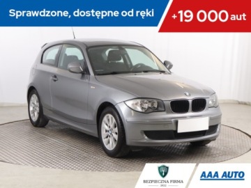 BMW Seria 1 E81/E87 2010 BMW 1 116i, Salon Polska, Klima, Klimatronic