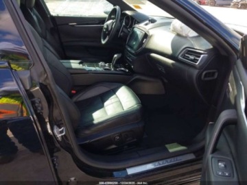 Maserati Ghibli III 2019 Maserati Ghibli S Gransport 2019 3.0 Benzyna 424KM, zdjęcie 10