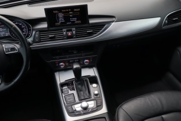 Audi A6 C7 Avant Facelifting 2.0 TDI ultra 190KM 2016 Audi A6 2.0 TDI, 187 KM, Automat, Skóra, Navi, zdjęcie 7