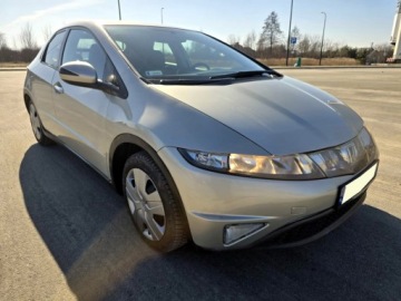 Honda Civic VIII Hatchback 5d 1.4 i 83KM 2007 HONDA CIVIC UFO 1.4 B+LPG Sekwencja – 83KM - KAMERA – SUPER STAN - OKAZJA!, zdjęcie 35