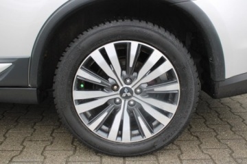 Mitsubishi Outlander III SUV Facelifting 2017 2.0 150KM 2018 MITSUBISHI Outlander Intense, zdjęcie 9