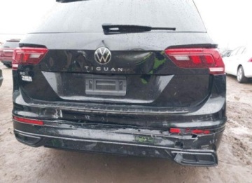 Volkswagen Tiguan II 2023 Volkswagen Tiguan 2023, 2.0L, SE R-LINE BLACK, od ubezpieczalni 2.0 Benzyna, zdjęcie 6