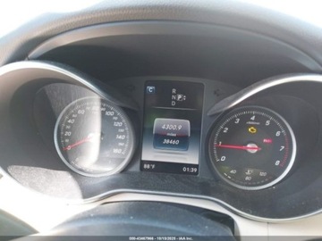 Mercedes Klasa C W205 2015 Mercedes-Benz Klasa C 2015 MERCEDES-BENZ C 300 2.0 Benzyna 241KM, zdjęcie 10