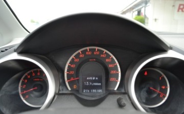 Honda Jazz III 1.2 i-VTEC 90KM 2008 Honda Jazz Bezwypadkowe - Niski udokumentowany przebieg - bez korozji 1.2, zdjęcie 21