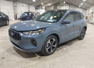 Ford Kuga III 2023 Ford Kuga 2023, 2.0L, 4x4, ST-LINE, od ubezpieczalni 2.0 Benzyna 250KM, zdjęcie 7