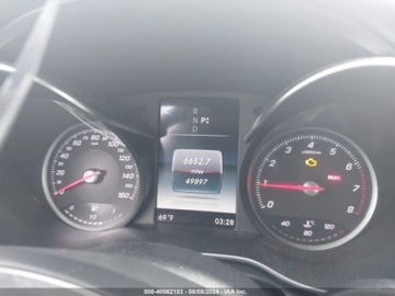 Mercedes Klasa C W205 2017 Mercedes-Benz Klasa C 2017 Mercedes-Benz C-Class C 300 4MATIC Sedan with L, zdjęcie 6