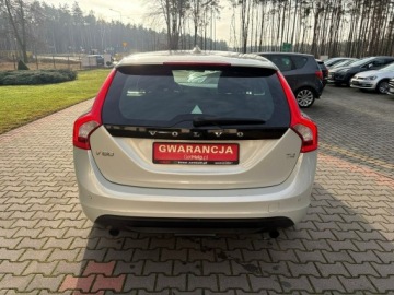 Volvo V60 I Kombi 1.6 T4 180KM 2011 Volvo V60 T4 180 KM Automat Podgrzewane fotele, zdjęcie 5
