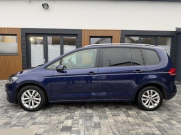 Volkswagen Touran III 1.6 TDI 110KM 2016 Volkswagen Touran 1.6d 110KM 2016r automat, zdjęcie 4