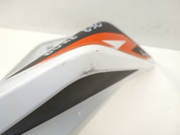 НАКЛАДКА ДЛЯ ЗАПРАВКИ БАКА KTM 890 DUKE