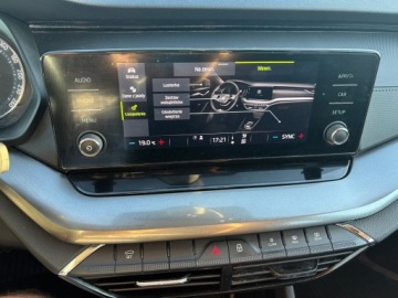 Skoda Octavia IV Kombi 2.0 TDI 115KM 2022 Skoda Octavia 2,0 TDI 115 KM, zdjęcie 11