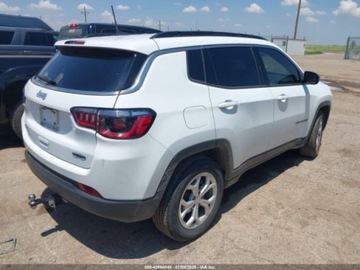 Jeep Compass II 2024 Jeep Compass Latitude 2024 2.0l 2.0 Benzyna 200KM, zdjęcie 5