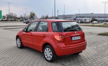 Suzuki SX4 I Hatchback 1.5 i 16V 100KM 2006 Suzuki SX4 1,5 Bezwypadkowy 1.5 Benzyna 99KM, zdjęcie 2