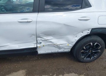 Chevrolet TrailBlazer II 2023 Chevrolet Trailblazer 2023, 1.3L, 4x4, LT, od ubezpieczalni, zdjęcie 5