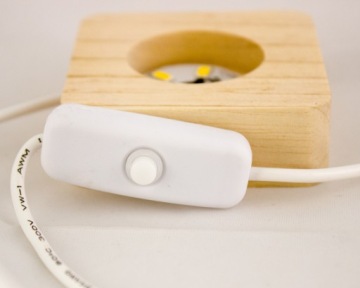 ДЕРЕВЯННАЯ СВЕТОДИОДНАЯ ПОДСТАВКА-ПИРАМИДА ОРГОНИТОВАЯ ПОДСВЕТКА USB 6 см