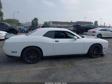 Dodge Challenger III 2018 Dodge Challenger SRT Hellcat 2018 6.2l 6.2 Benzyna 707KM, zdjęcie 6