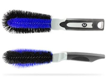 Профессиональная автомобильная щетка для мытья дисков.